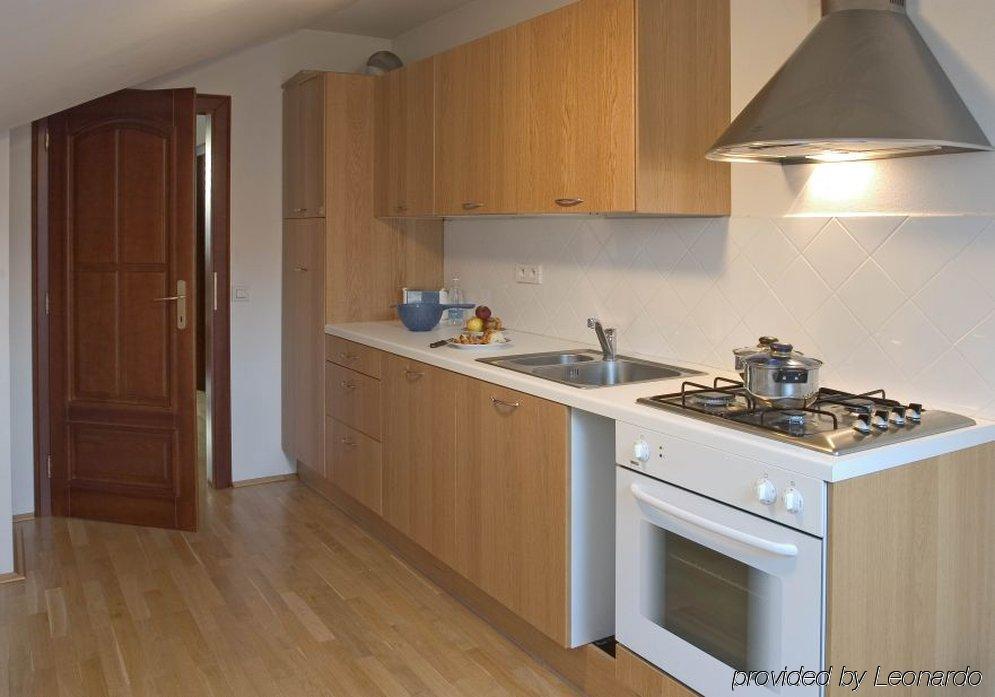 Leo Apartments Old Town Praha Pokoj fotografie