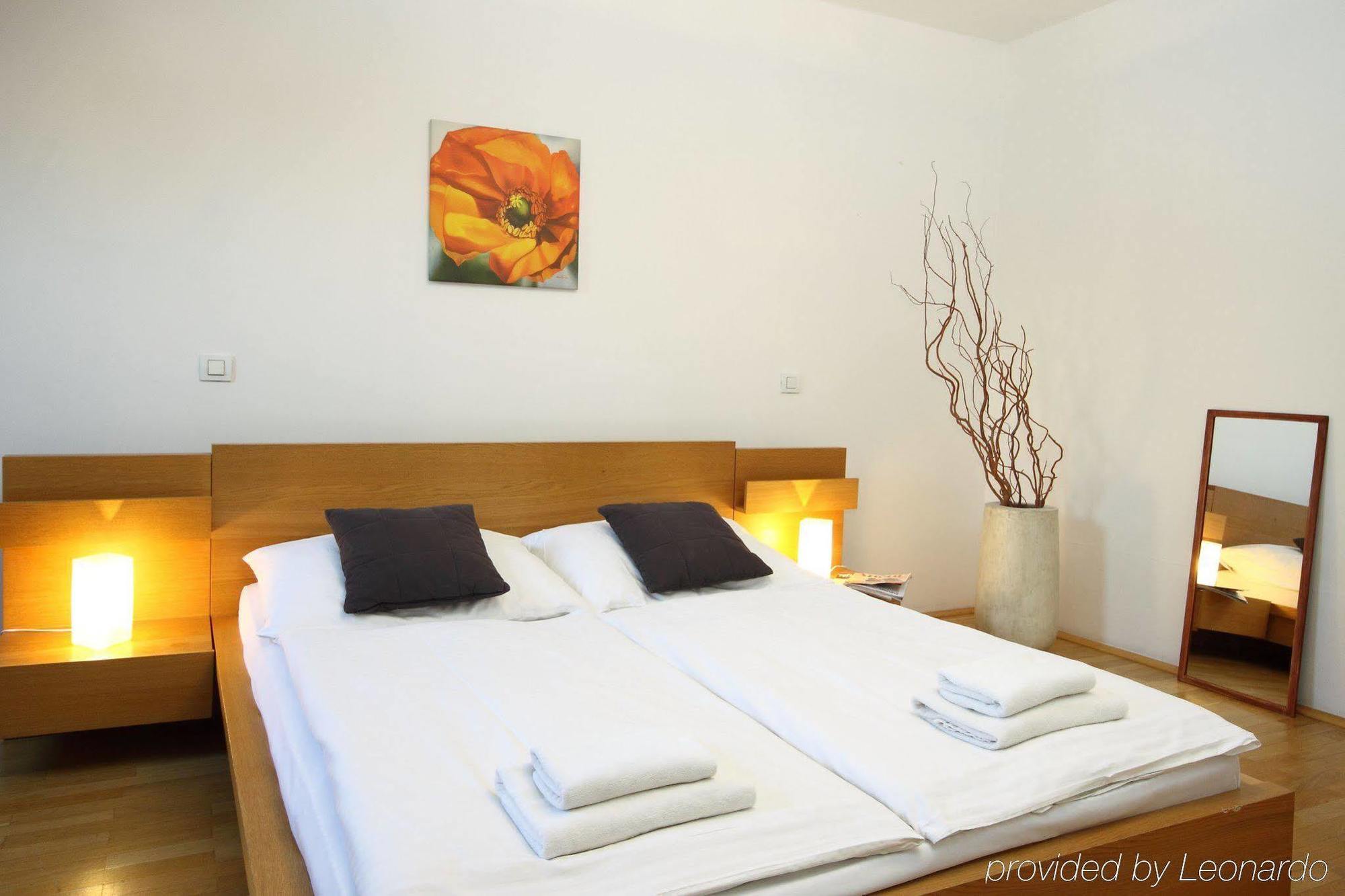 Leo Apartments Old Town Praha Pokoj fotografie