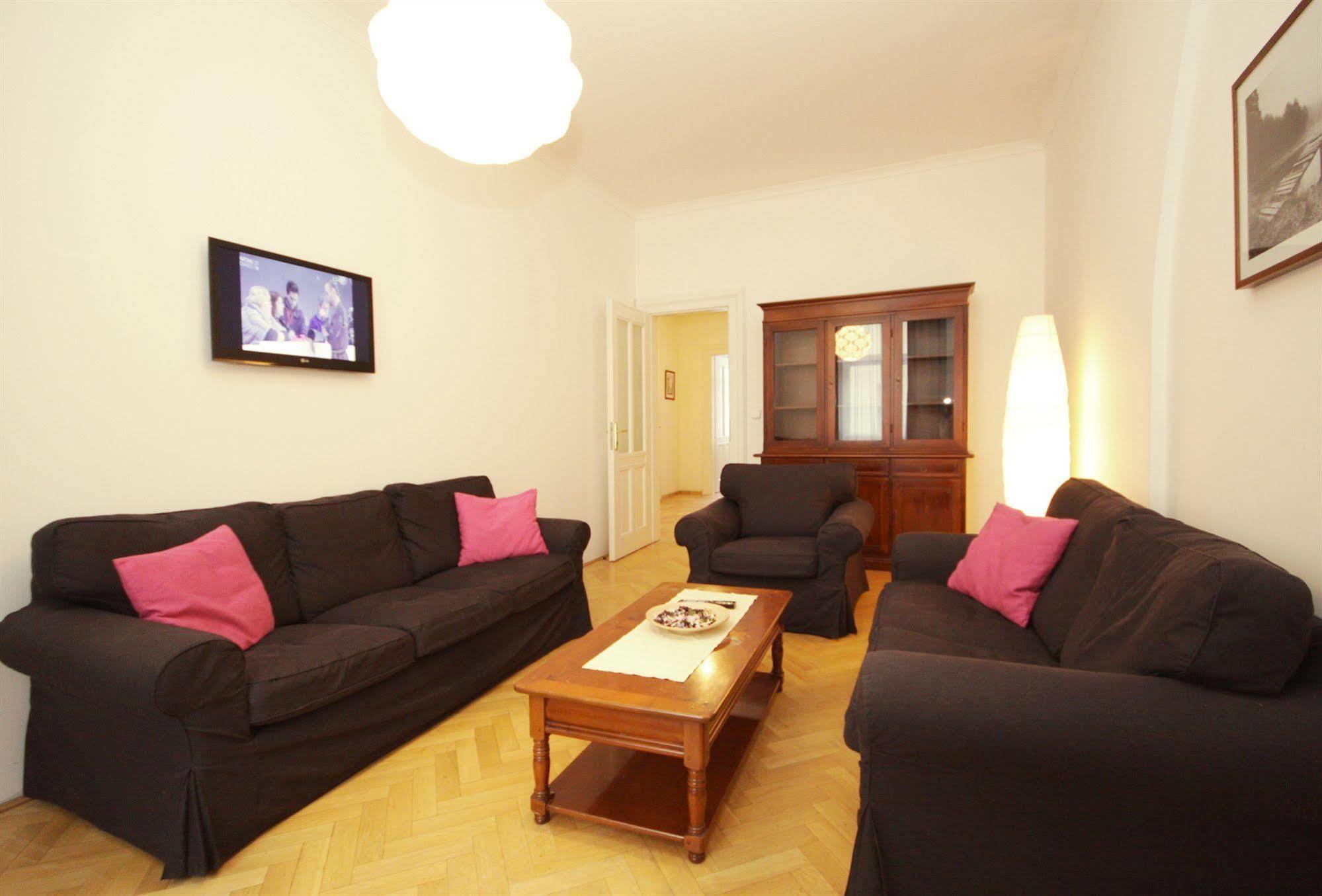 Leo Apartments Old Town Praha Exteriér fotografie