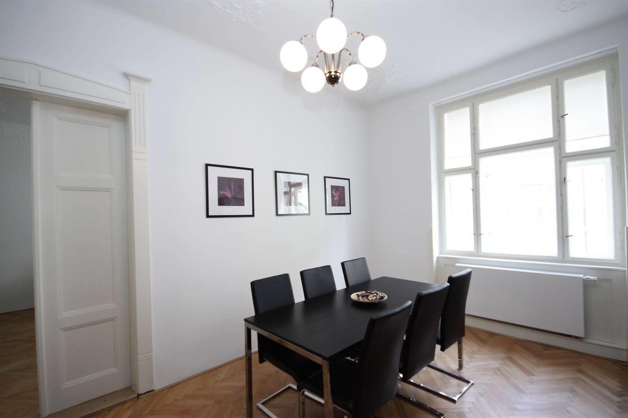Leo Apartments Old Town Praha Exteriér fotografie
